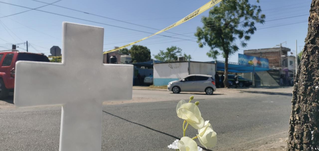 Ejecutan a balazos a conductor de un Spark en colonia Emiliano Zapata, en Culiacán