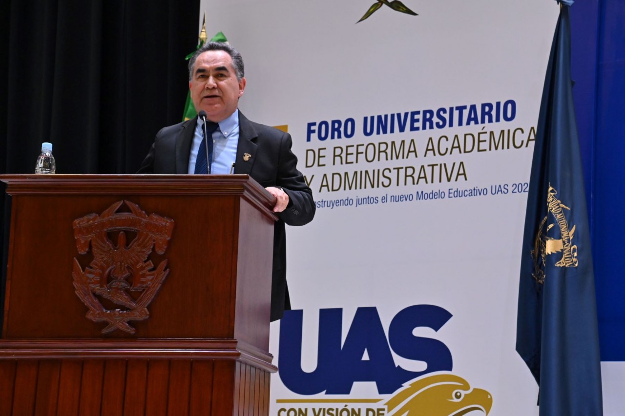 El rector debe serenarse, la persecución política solo existe en su cabeza: Feliciano Castro