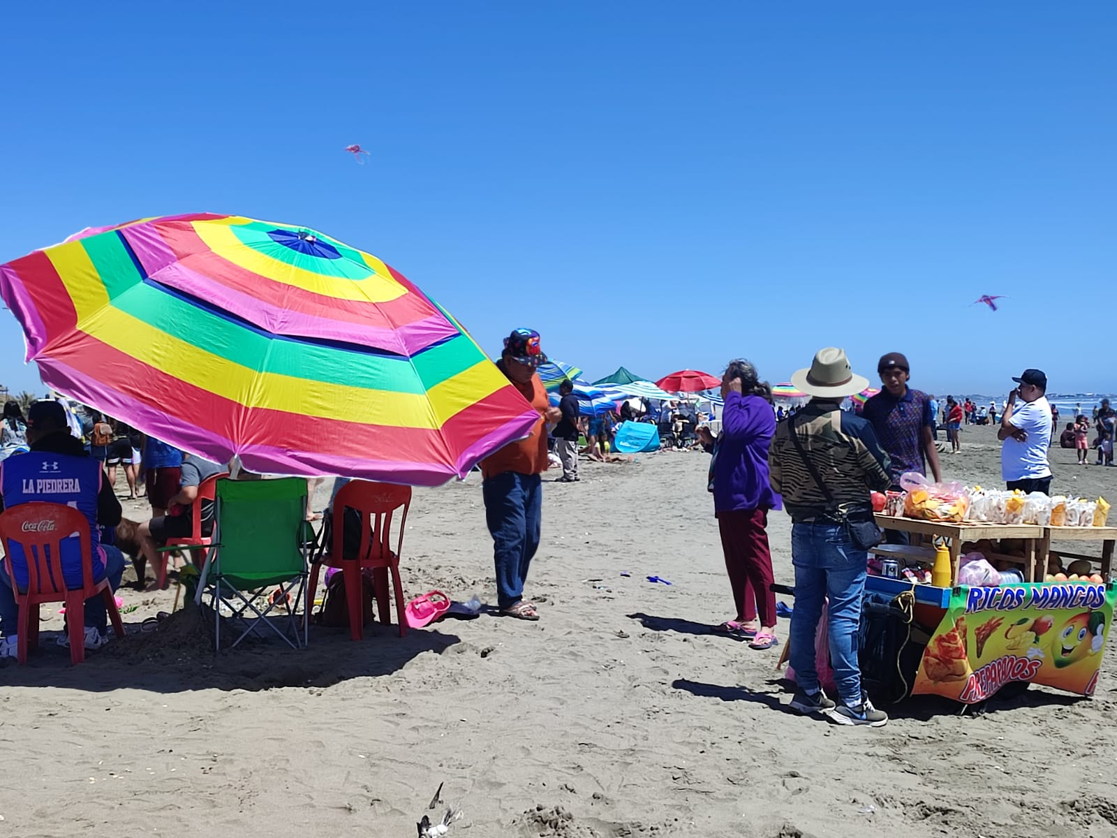 En Viernes Santo guasavenses abarrotaron playas y sitios de recreo; contabilizan más de 52 mil paseantes