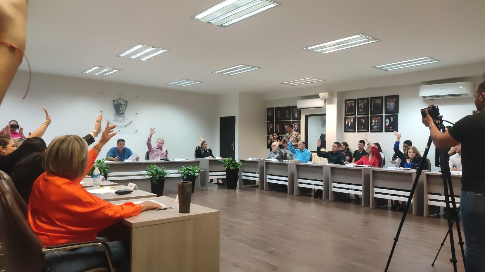 Entre dimes y diretes, regidores de Ahome aprueban dictamen de indemnización de terrenos a inmobiliarias