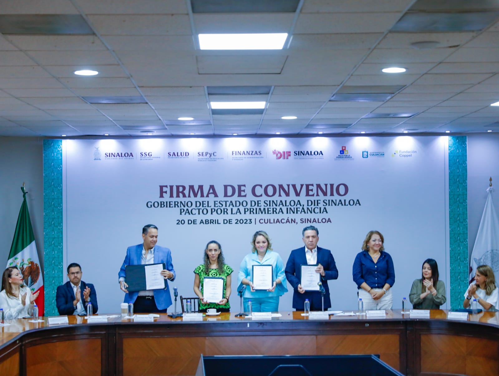 ¡Por los derechos de la niñez! Firman convenio Gobierno y Pacto por la Primera Infancia