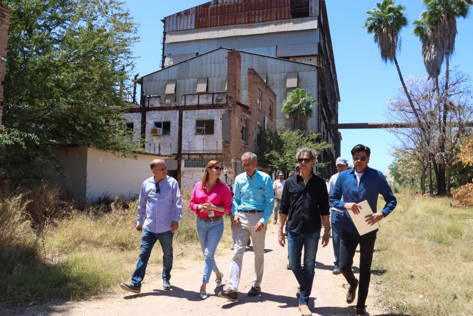 Gerardo Vargas Landeros promete rescatar vestigios tras supervisión en el ingenio azucarero