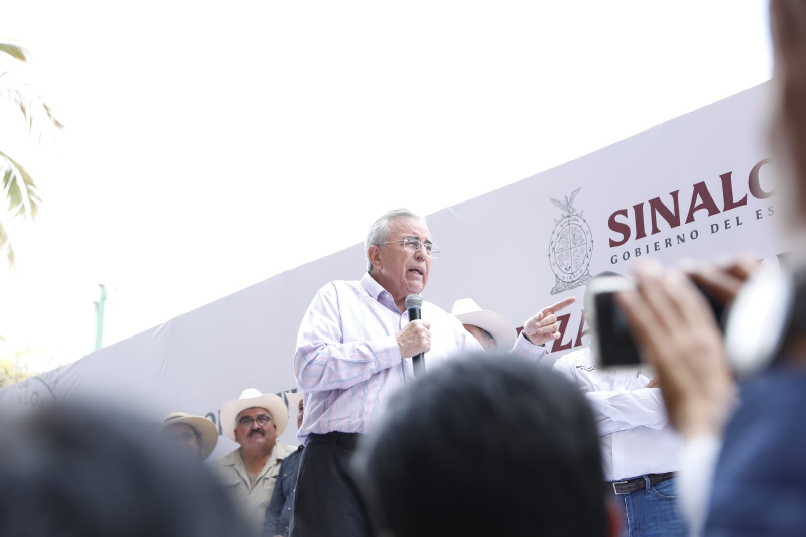 Tras atención del gobernador, agricultores se retiran de la megamovilización y el flujo vehicular se restablece