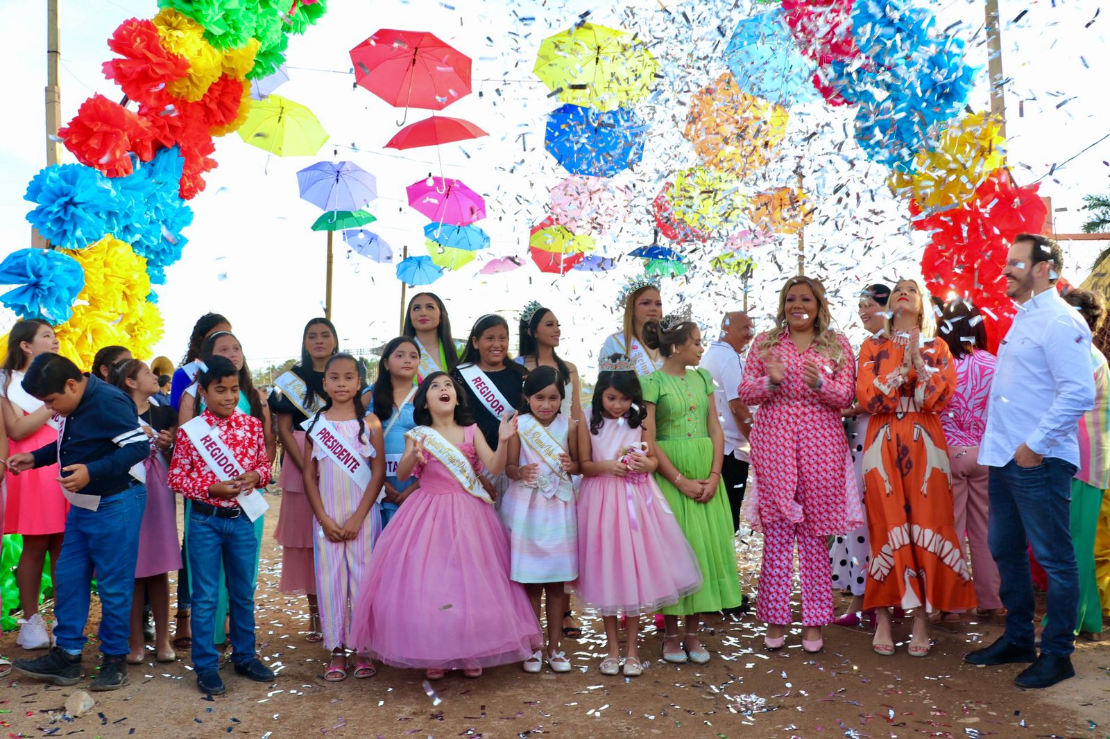Inaugura Estrella Palacios, secretaría de Turismo, la Feria de la Primavera en El Rosario