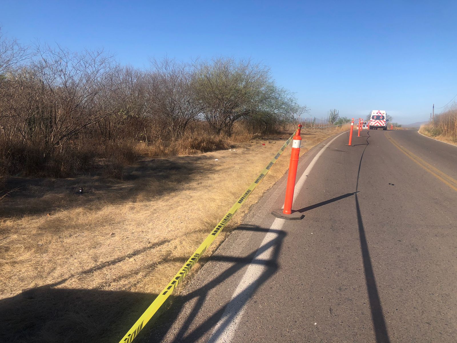 Motociclista pierde la vida tras chocar de frente contra una vagoneta en El Fuerte