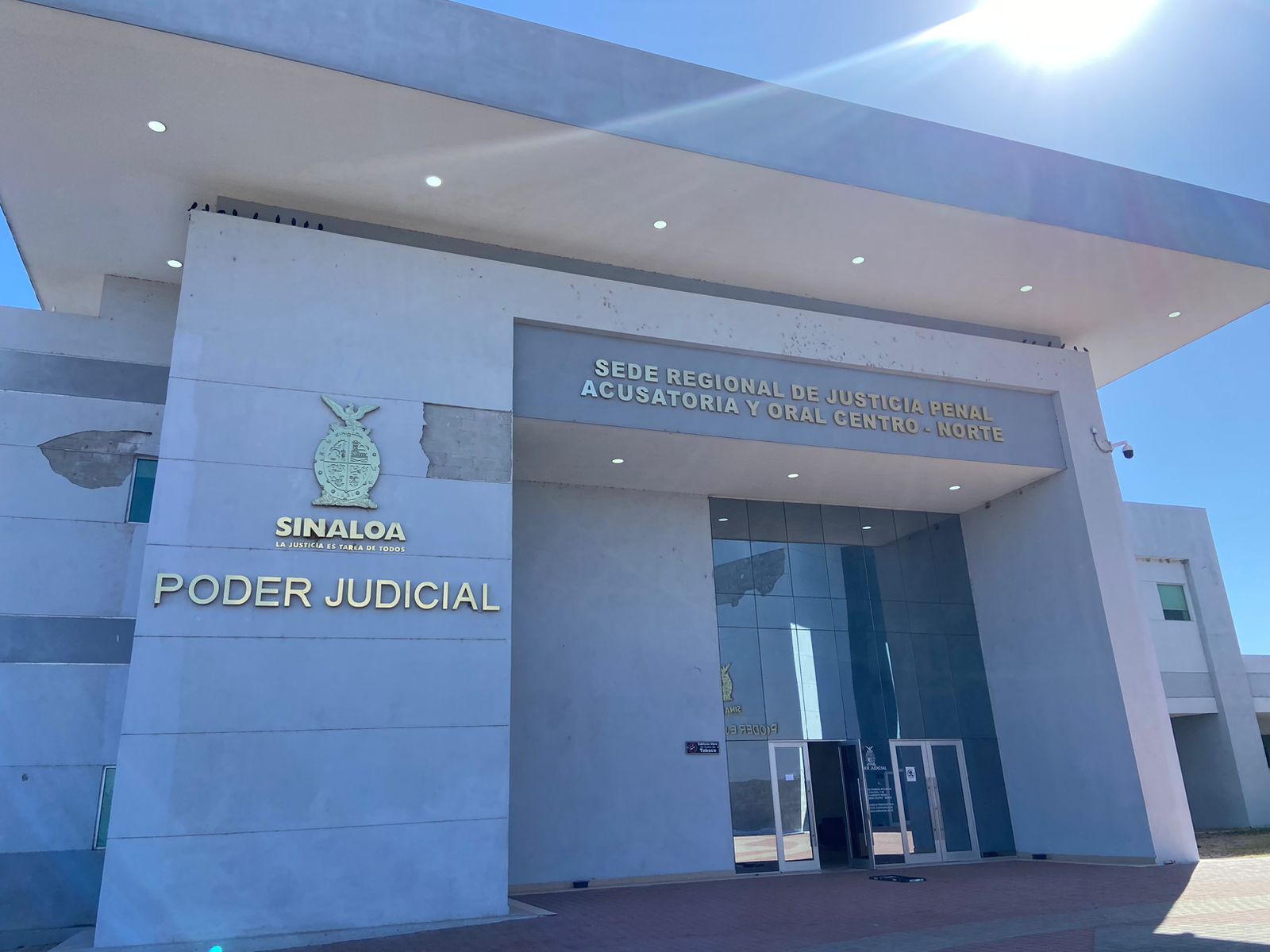 Tras las rejas la madre de Ángela, la bebé que murió en la basura en Guamúchil; la vinculan a proceso y dictan prisión preventiva
