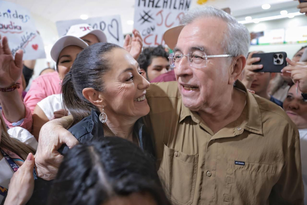 Reciben a Claudia Sheinbaum en Mazatlán; Rocha Moya le dio la bienvenida