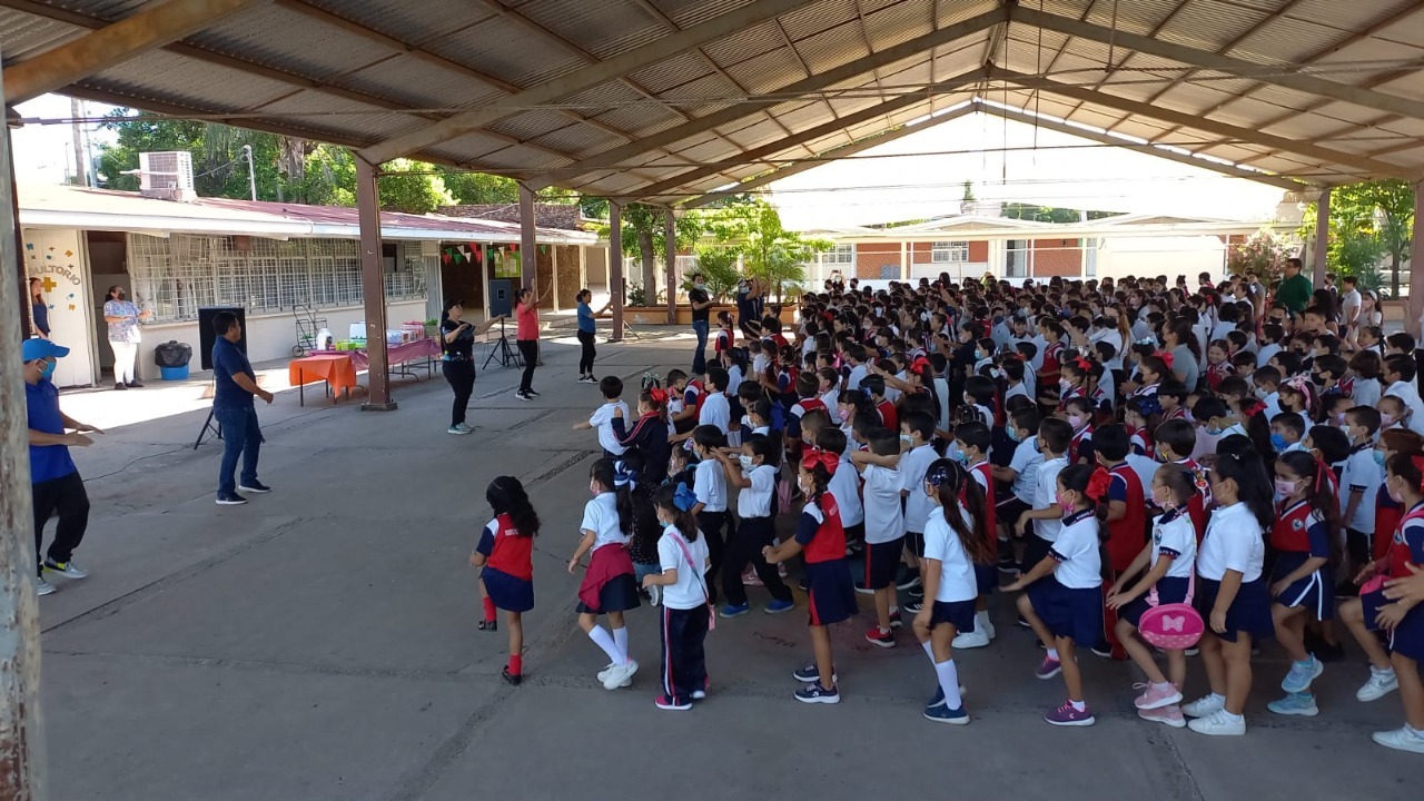 Se acabaron las vacaciones, regresan este lunes más de medio millón de alumnos a las aulas, en Sinaloa