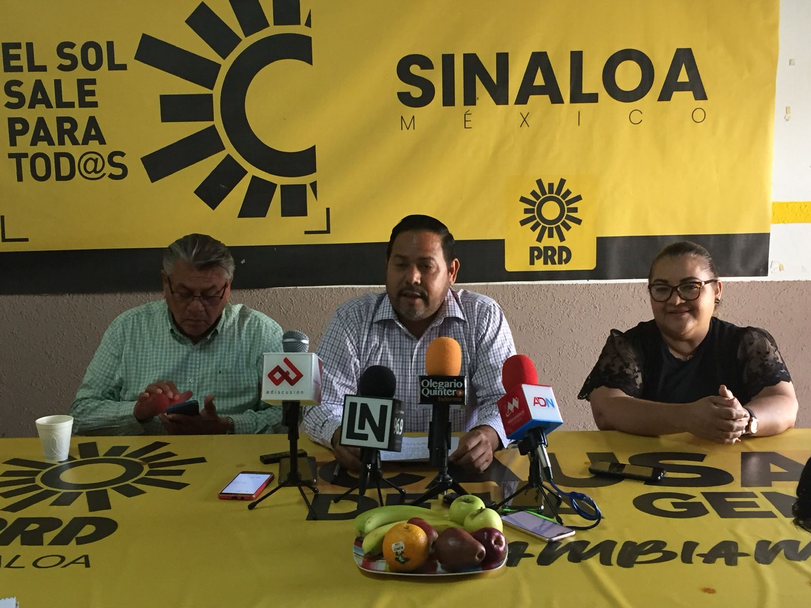 Respalda PRD a Luis de la Rocha y Gene Bojórquez en lucha por transparentar robo de cheques en el Congreso