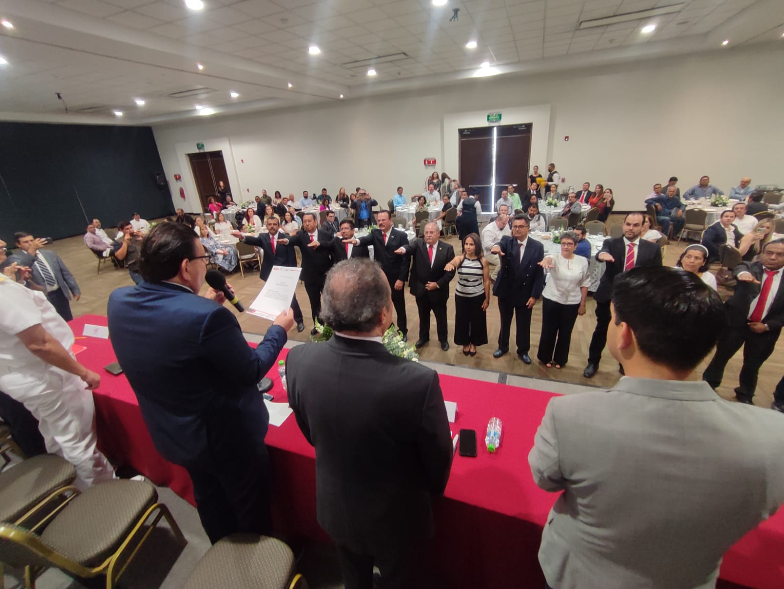 Rinde protesta nuevo comité directivo de la CMIC Delegación Zona Sur