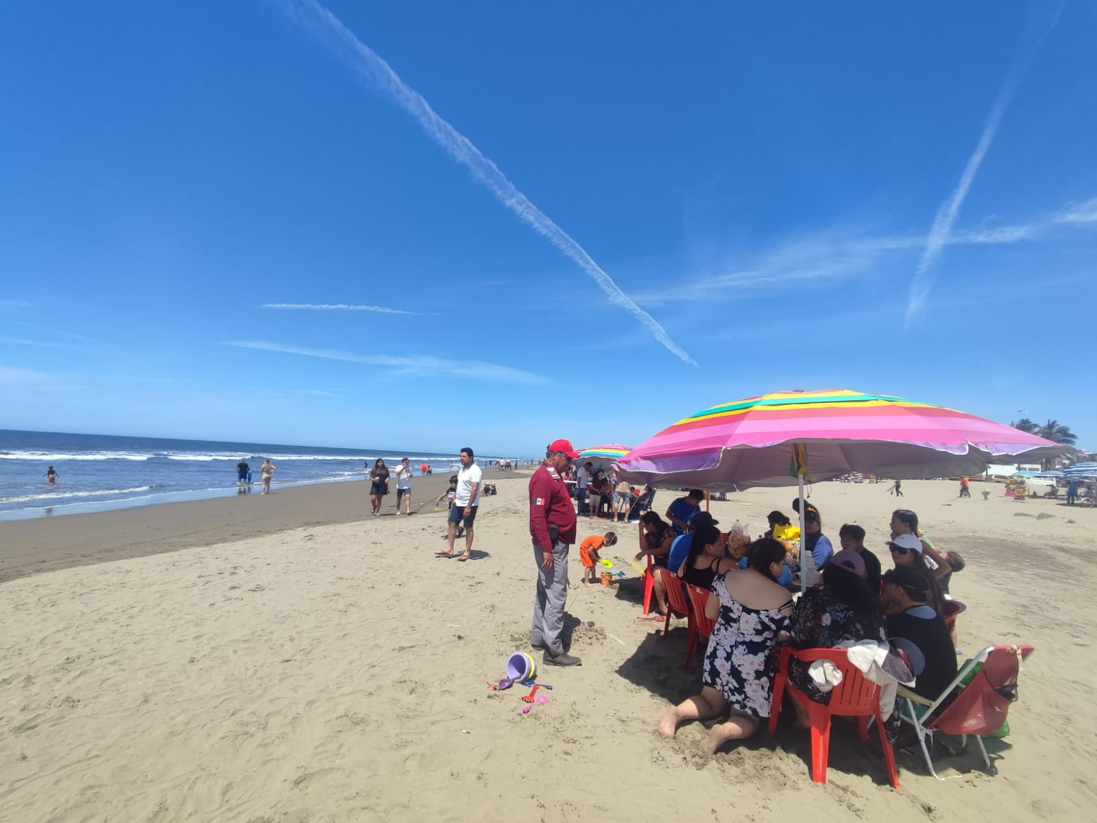 Solo tres ostioneros se han capacitado para vender en Semana Santa; ninguno podrá ingresar a la zona de playa