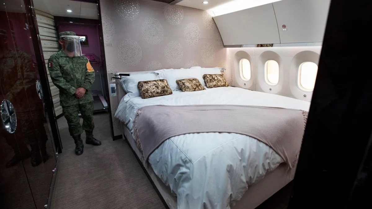 ‘Fue un despropósito’, asegura AMLO sobre el avión presidencial y detalla que no solo era una aeronave