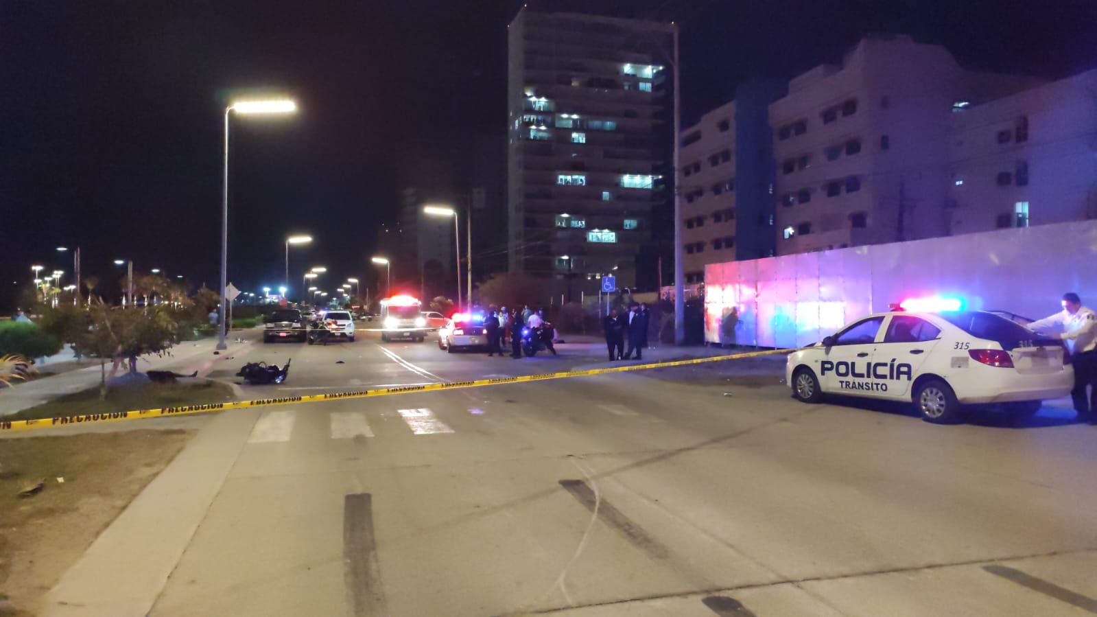 Un menor muerto y dos heridos tras accidente de moto en Mazatlán
