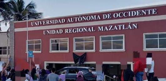 ‘Un moño negro’ por Aimé; la UADEO está de luto en Mazatlán