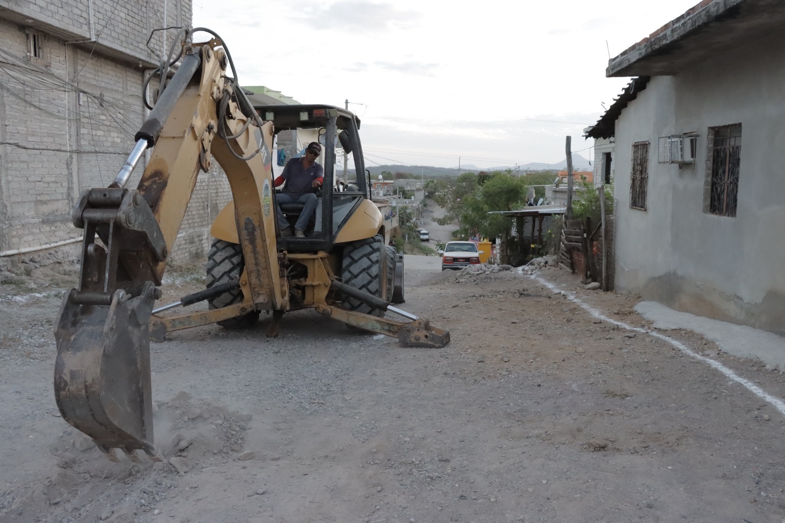 Vecinos de Potrerillos en El Rosario tendrán nueva pavimentación