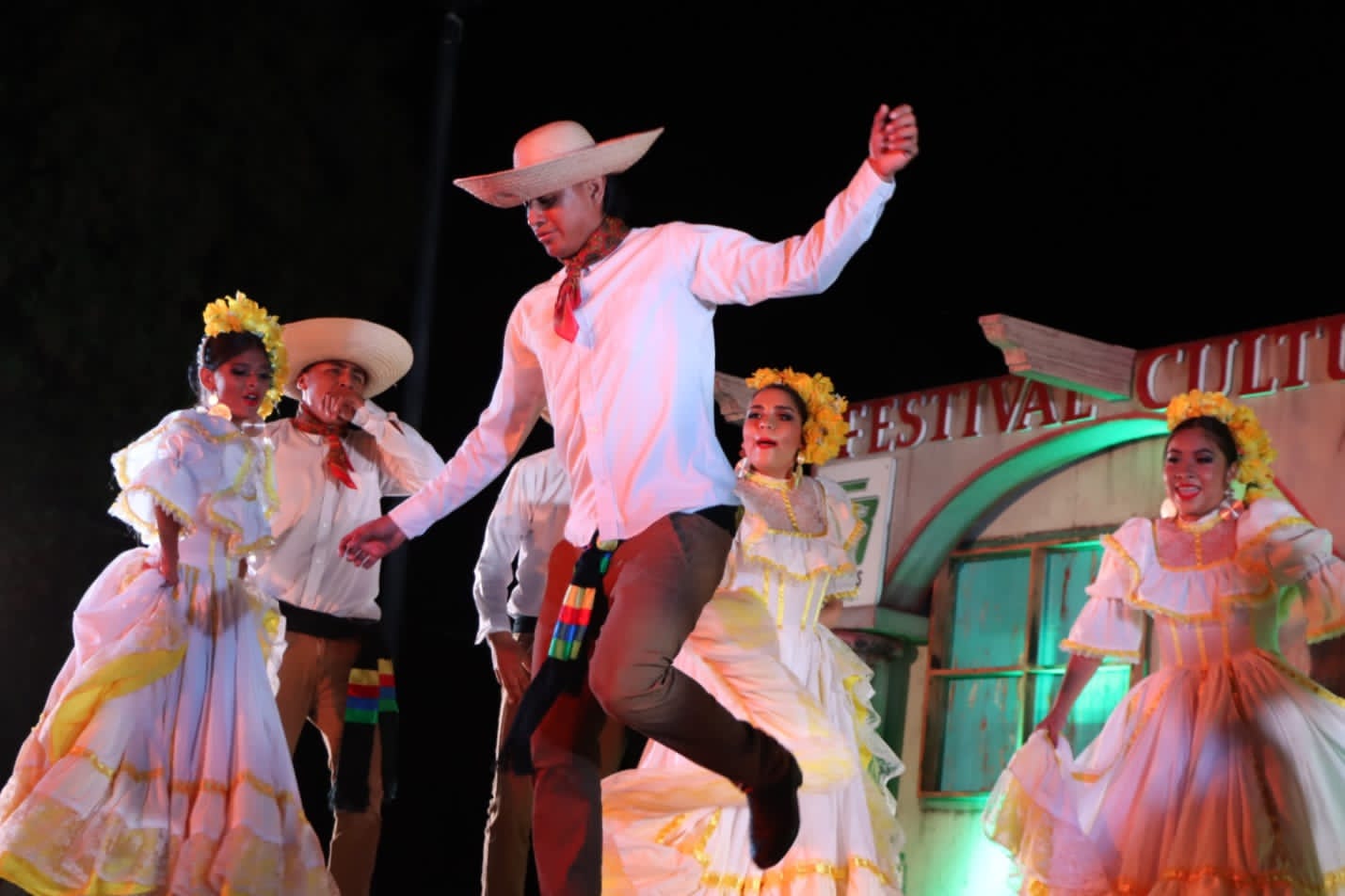 <strong>¡Vuelve el Festival Cultural de COBAES a Sinaloa de Leyva!</strong>