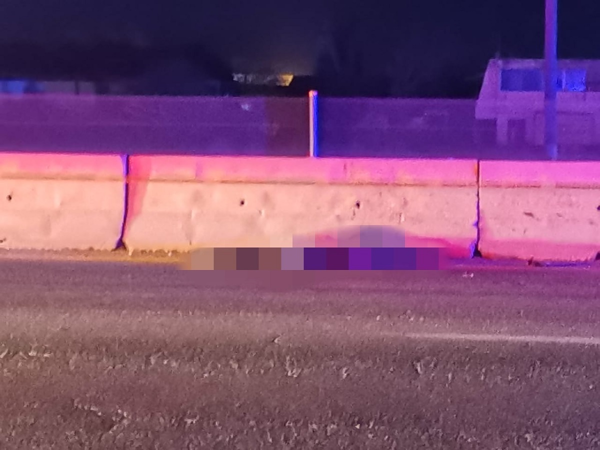 Hombre muere tras ser atropellado en la carretera federal México 15, en Ahome