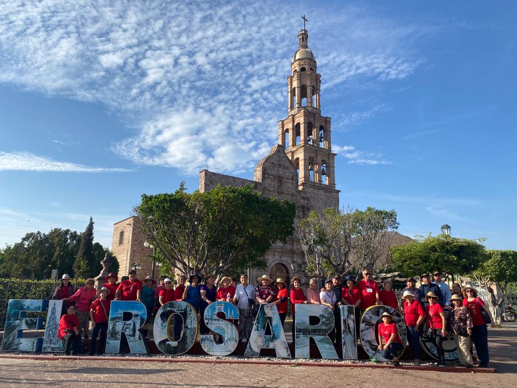 Del norte al sur, jóvenes de corazón viajan desde Guamúchil para conocer la tierra de Lola Beltrán