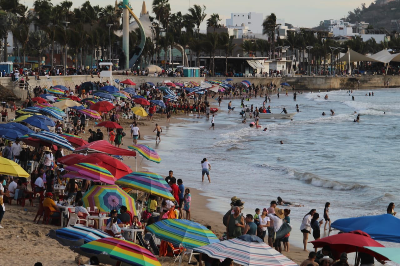 Ni la banda musical, ni bañistas se permitirán en las playas de Mazatlán después de las 8 de la noche