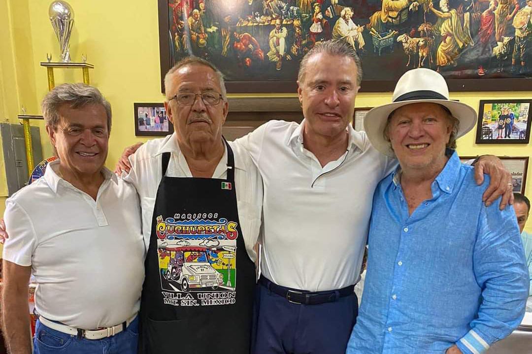 Aparece embajador Quirino Ordaz en Villa Unión, se lleva a El Cuchupetas a dueño de IUSA y Jorge Ramos