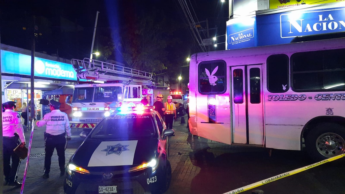 Los dos camioneros involucrados en accidentes tenían licencia: Vialidad; investigan al que se dio a la fuga