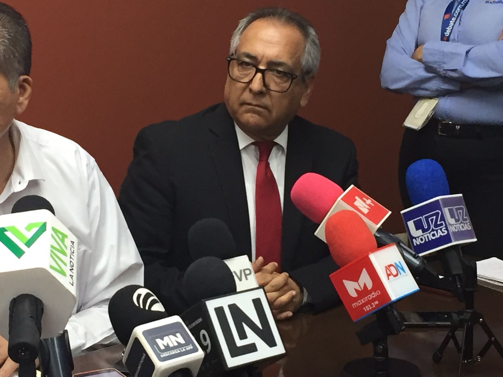 Las y los diputados no estamos jugando a las vencidas contra la UAS: Ambrocio Chávez