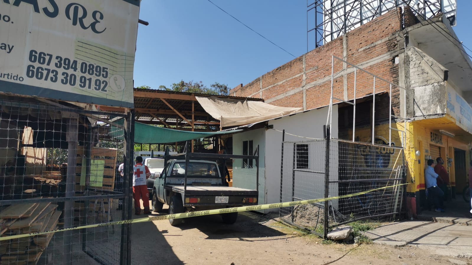 Asesinan a balazos a empleado de maderería al sur de Culiacán