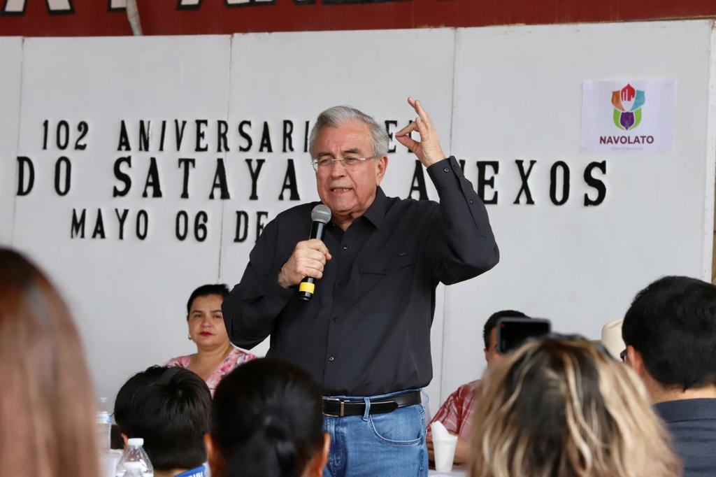 Asiste Rocha al aniversario 102 del Ejido Sataya y Anexos; se compromete a hacer represo