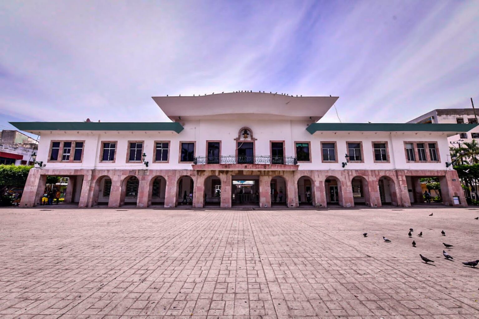 Gobierno de Mazatlán prepara recorte de personal como alternativa ante caso de demandas