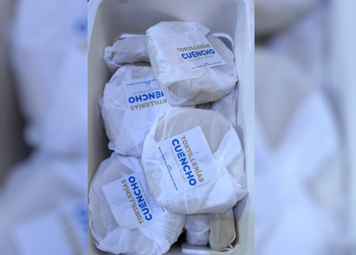‘CUÉNCHO’, así la taquiza gratis afuera de la UAS en protesta tras ‘destape’ de 18 mdp gastados en tortillas