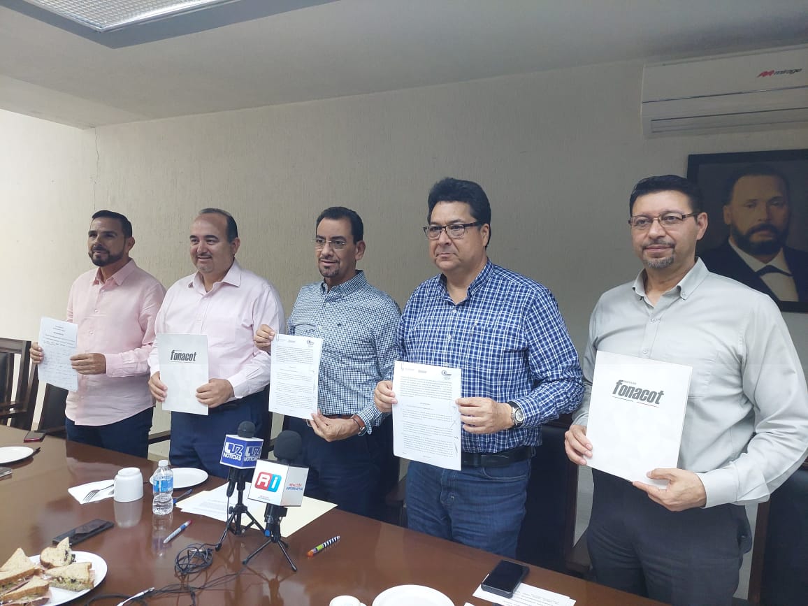 Canaco y Fonacot firman convenio en beneficio de los trabajadores del sur de Sinaloa