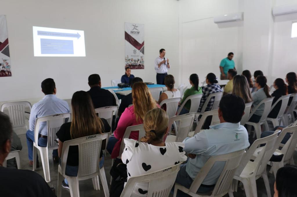 Capacita la CEDH a funcionario públicos de Mazatlán sobre Derechos Humanos