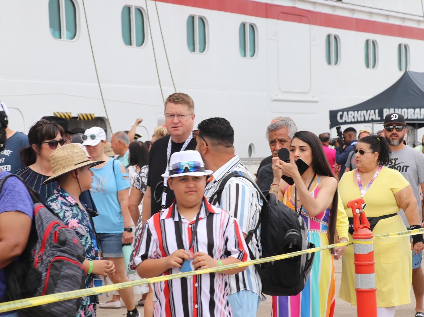 Celebraron cuatro mil 327 cruceristas el Día de las Madres en Mazatlán