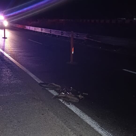 Ciclista muere atropellado sobre la México 15, en Guasave