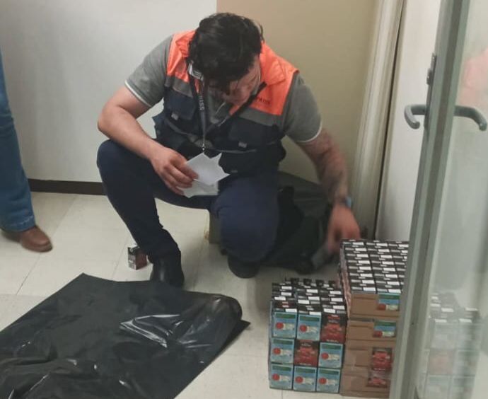 ¡Aguas! Coepriss asegura salsas de tomate caducadas que eran vendidas en conocido supermercado de Los Mochis