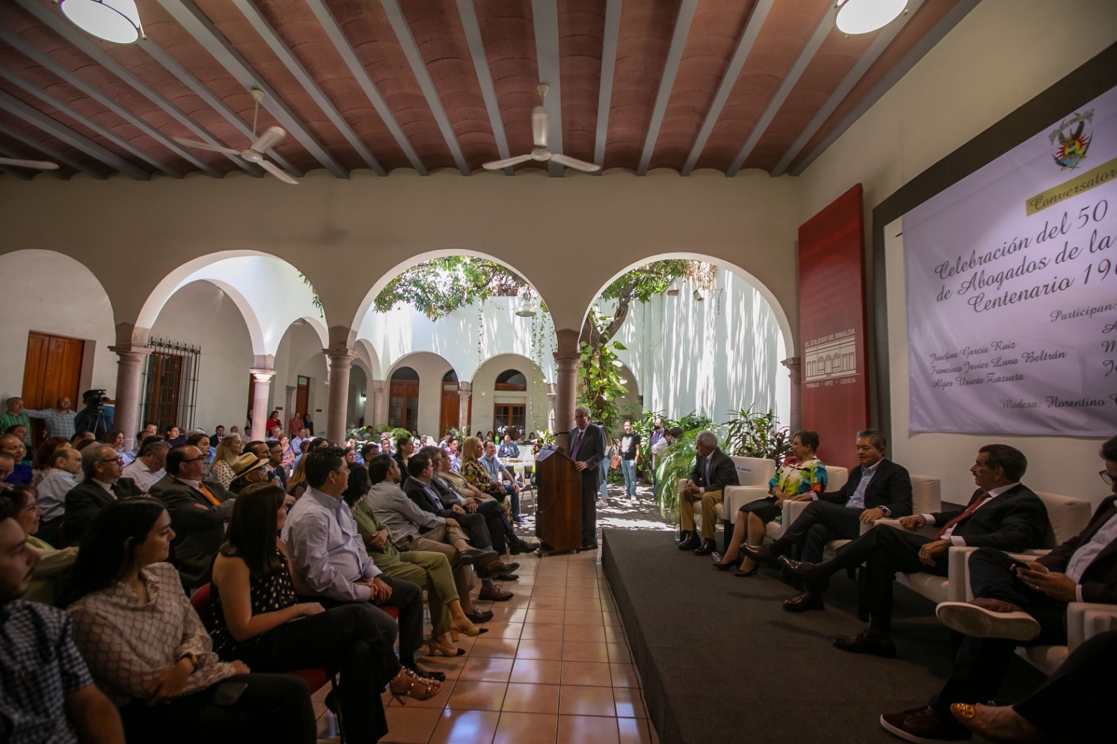 Realizan conversatorio en honor al exgobernador Jesús Aguilar Padilla
