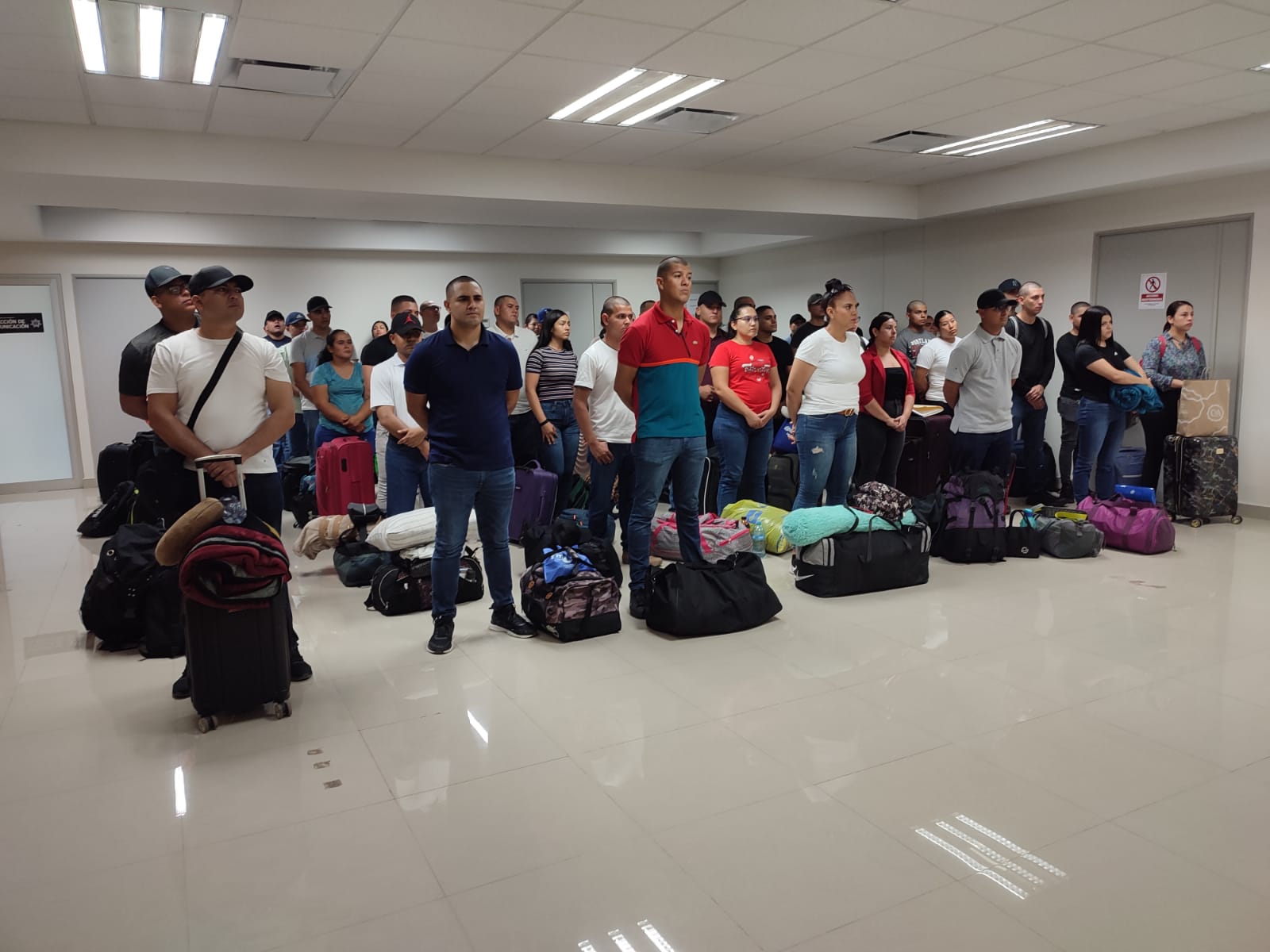 ¡Enhorabuena! Despiden a 64 aspirantes a policía de Mazatlán a formarse por siete meses a la Universidad del Policía