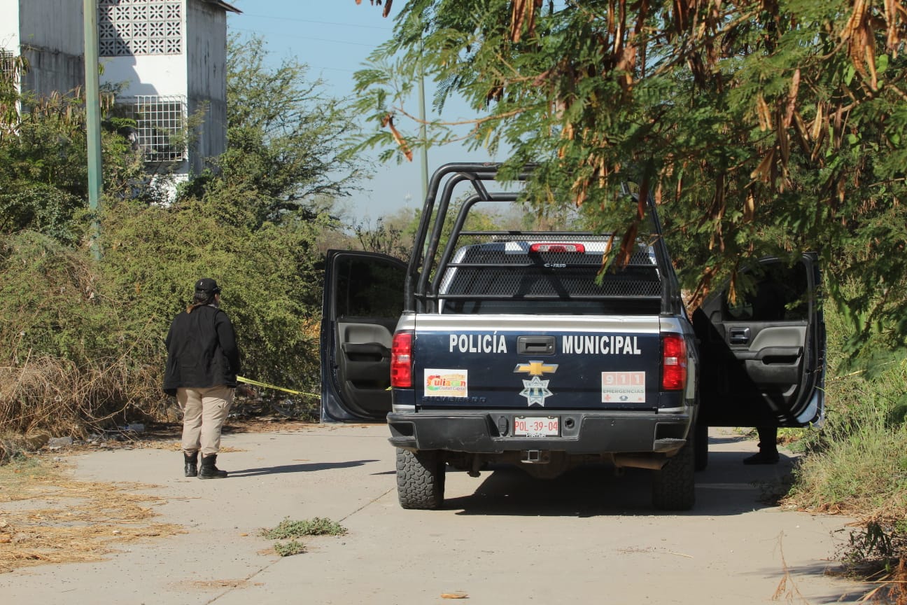 Era José Javier y sí trabajaba en el Ayuntamiento de Culiacán el asesinado en Culiacán; tenía antecedentes penales