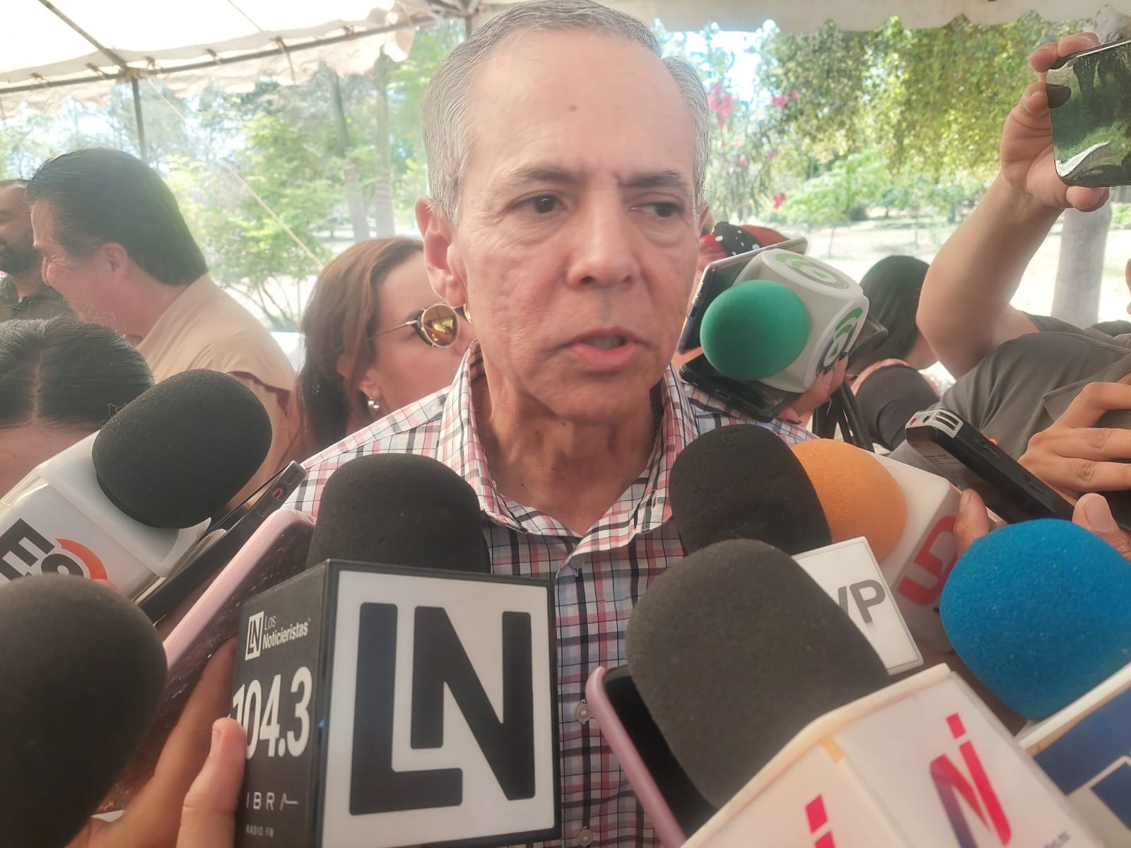 En Ahome no hay ni habrá desabasto de combustible, gasolineros importan el insumo, no dependen de Pemex: Alcalde