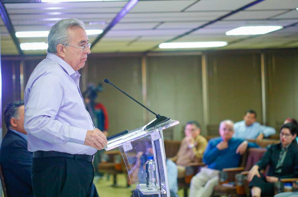 ‘Es justo’; dice Rocha al anuncio de AMLO de incrementar 8.2% salario a docentes