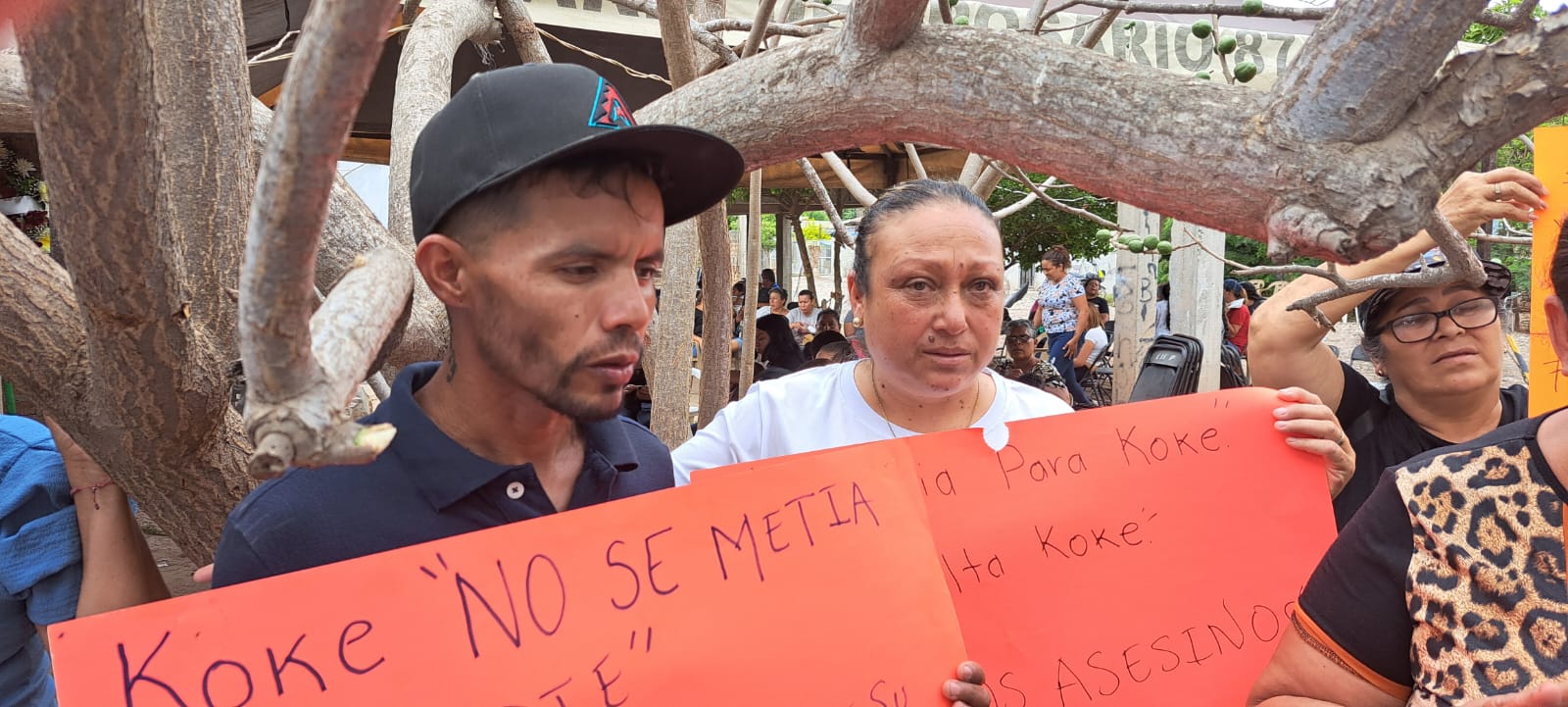 La Fiscalía quería confundir a la familia diciendo que jóvenes abrieron fuego contra Marinos, denuncian