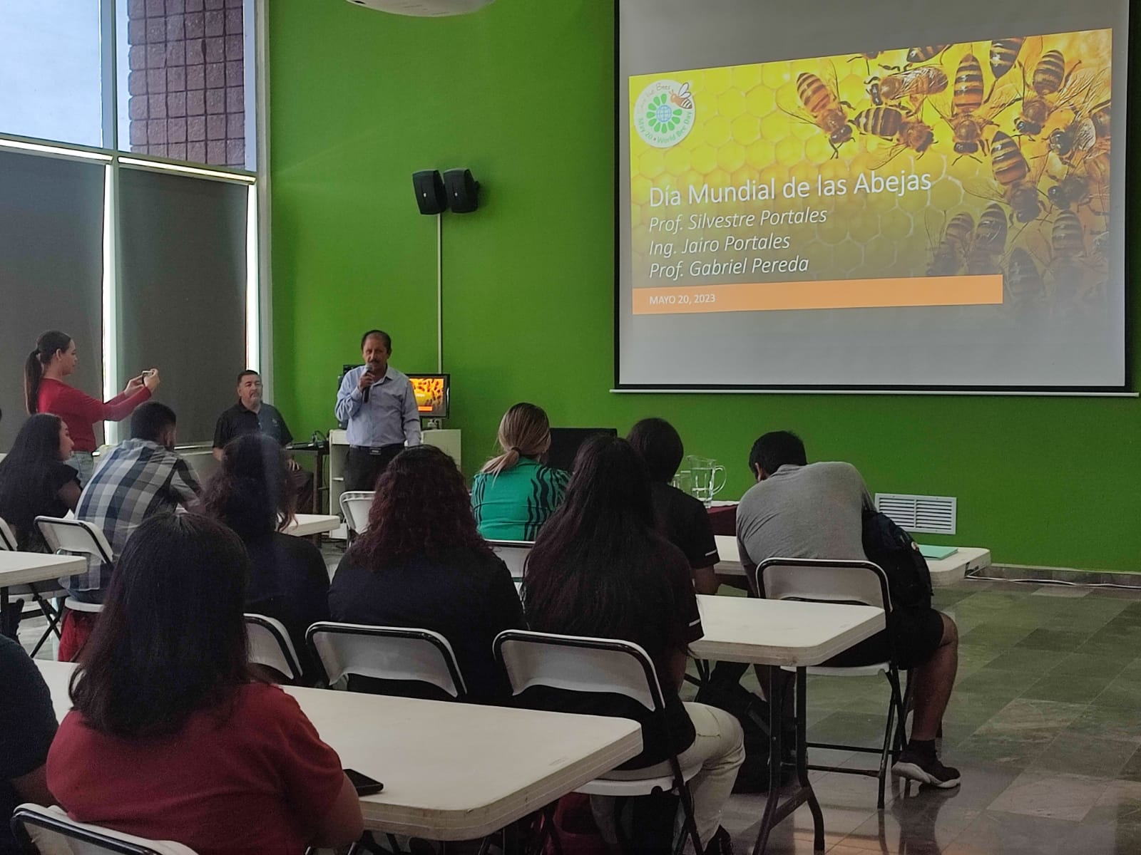 Las abejas están en peligro, ¿quieres ayudarlas? aquí los expertos le dicen cómo