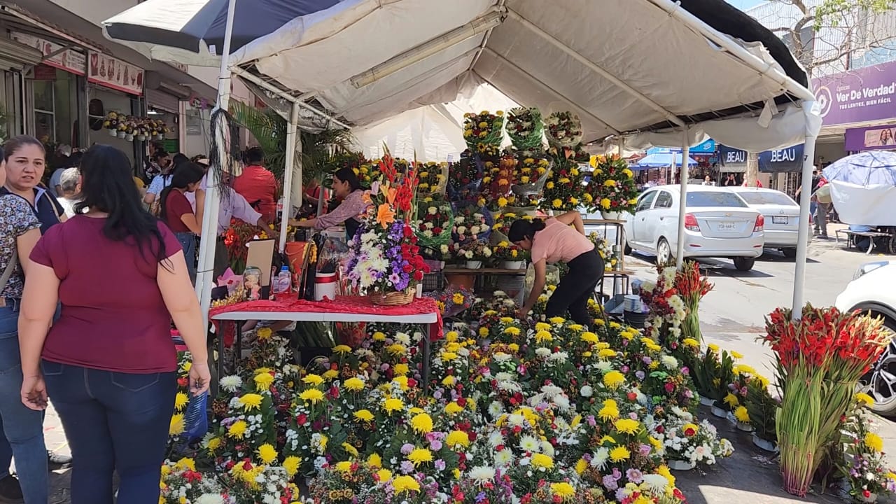 ¡Mal y de malas! Locatarios del Mercado de las Flores reportan bajas ventas durante el Día de las Madres