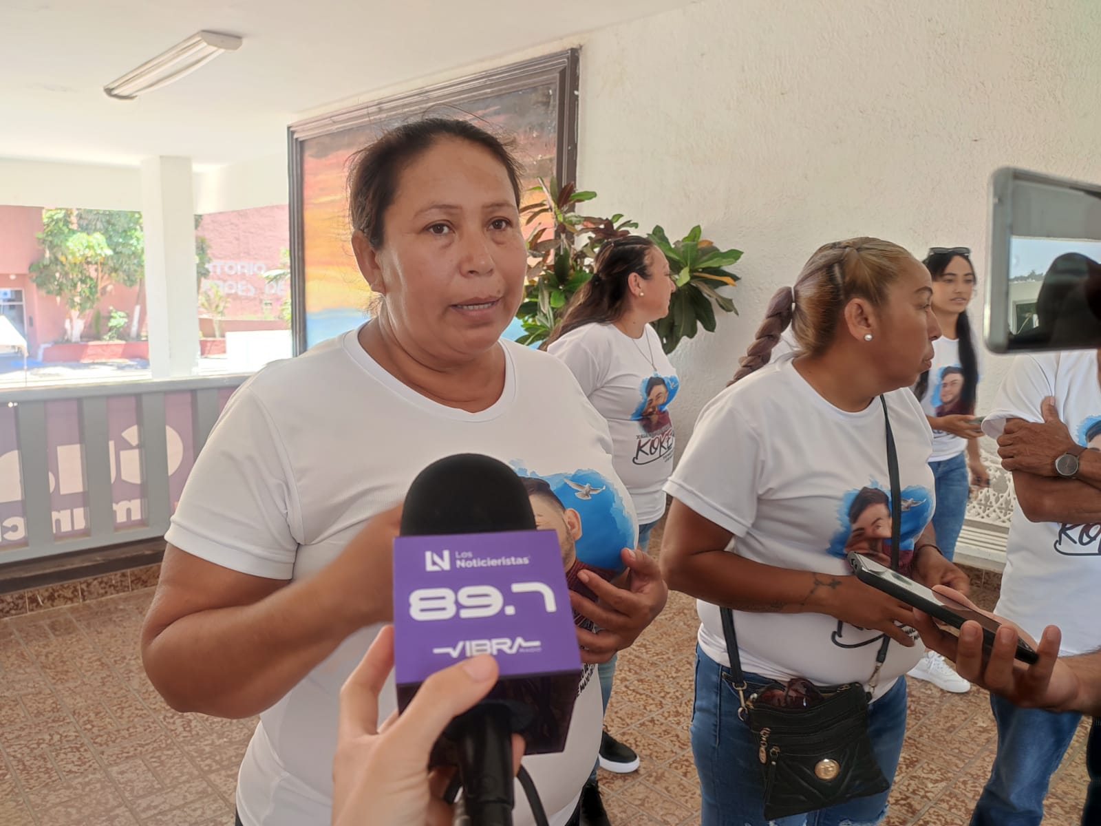 La fiscal atendió a las dos familias de jóvenes asesinados por presuntos Marinos; esperan avances en 15 días