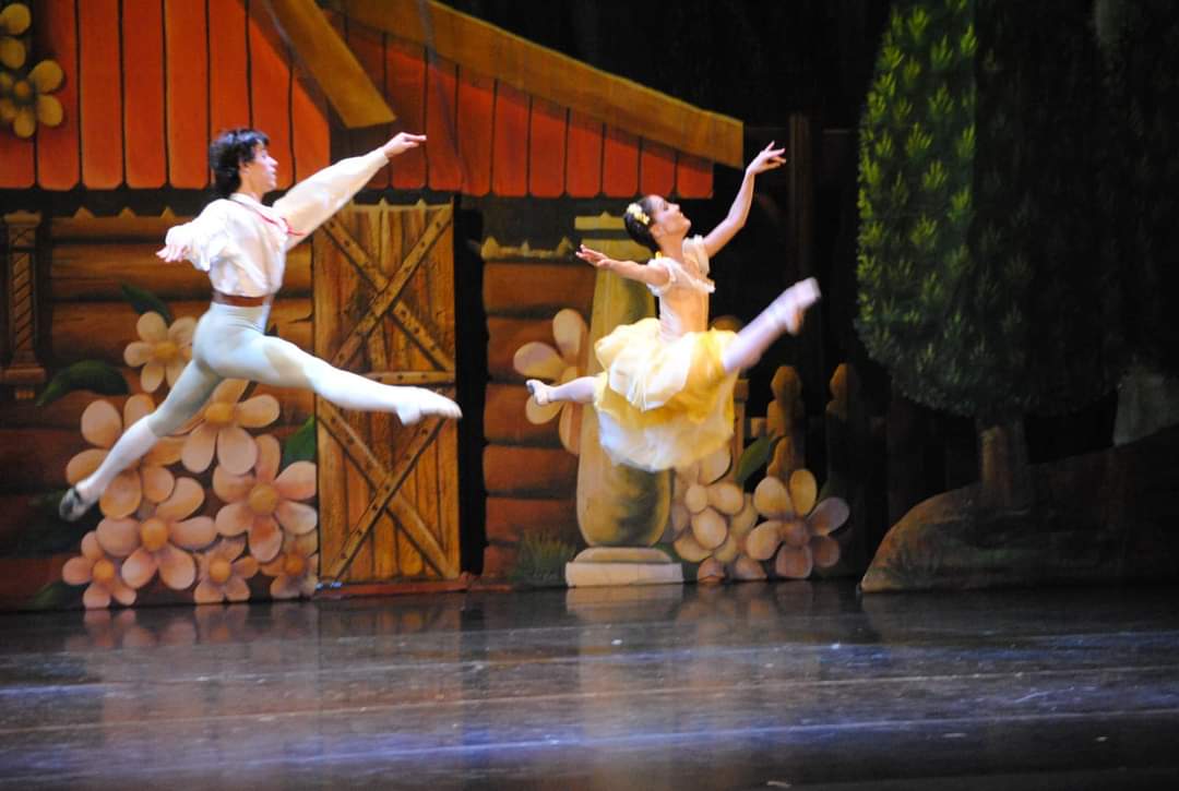 Bailarina mazatleca formará parte del Ballet Bolshoi de Rusia, bailará en Florencia, Italia