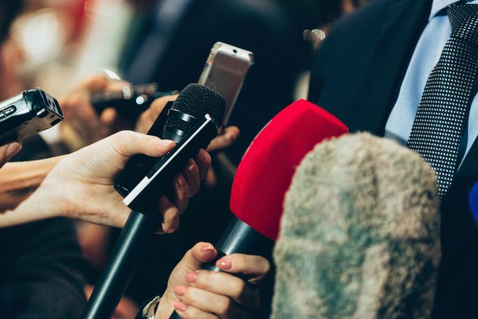 En el Día Mundial de la Libertad de Prensa, AMLO vuelve a advertir que existen medios de ‘manipulación’