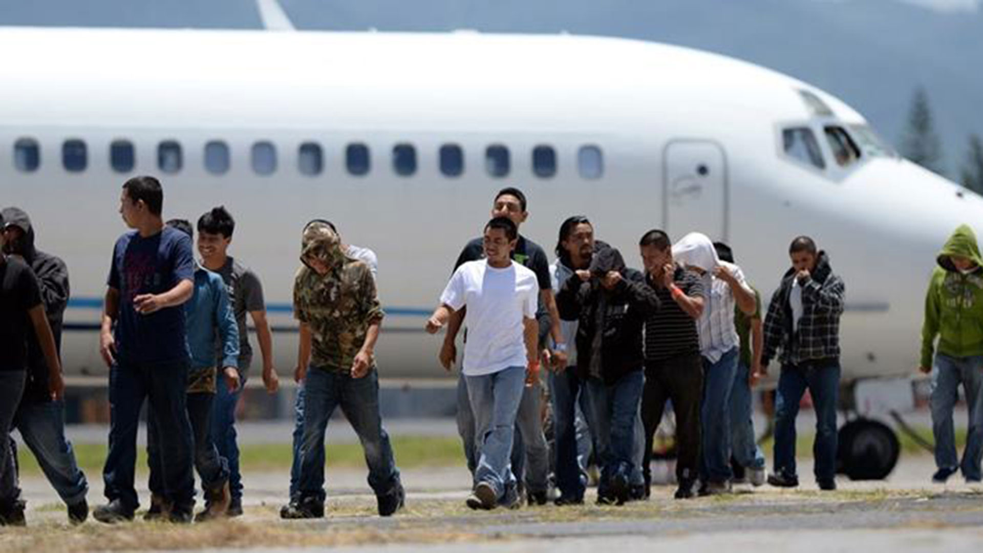Título 42: México continuará con medida de aceptar mil migrantes deportados de EU al día, informa SRE