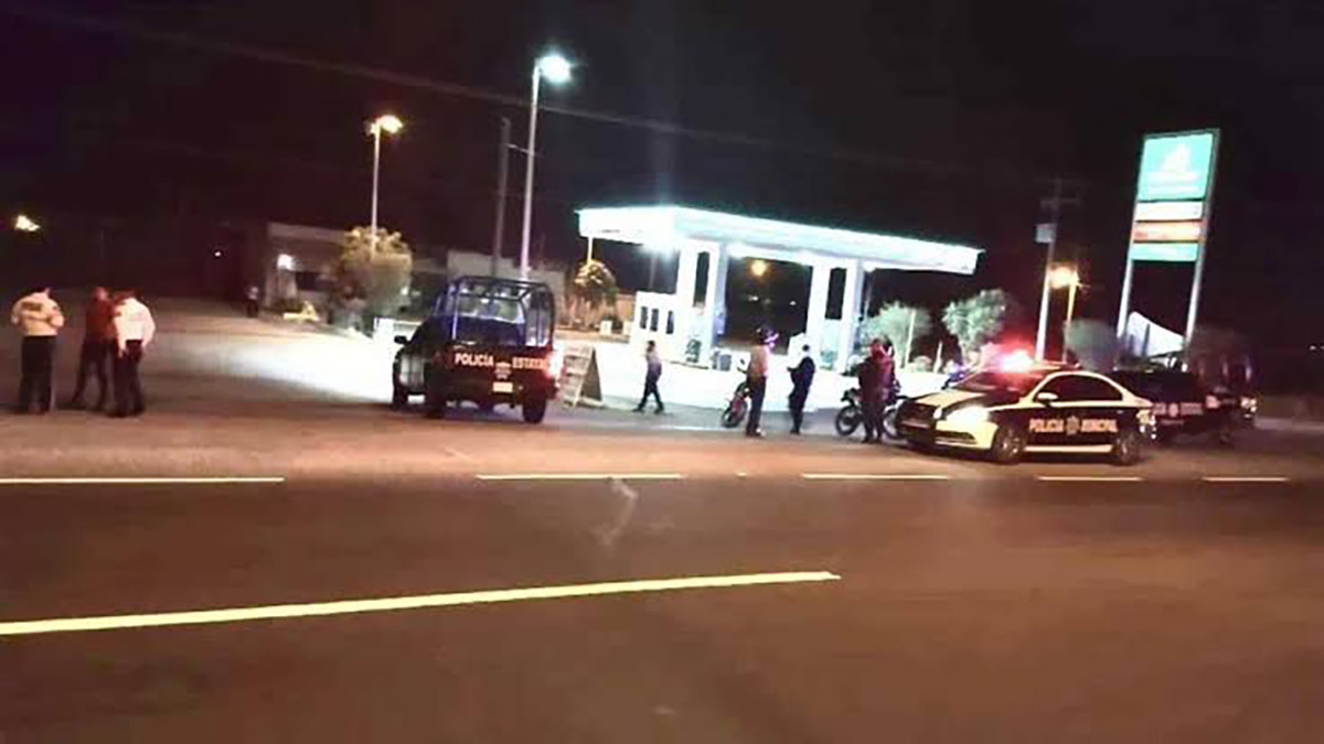 Aplican mano dura contra motociclistas que participan en ‘arrancones’, en Guamúchil
