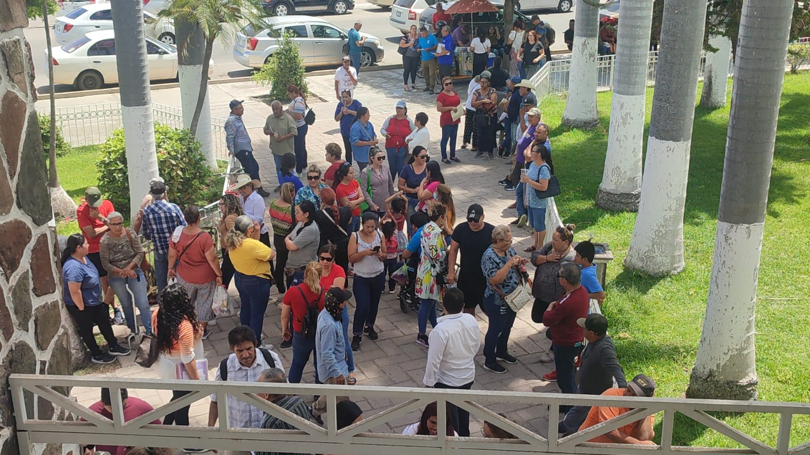 Precaristas de la Guamuchilera solicitan ayuda al Ayuntamiento para regularizar sus terrenos