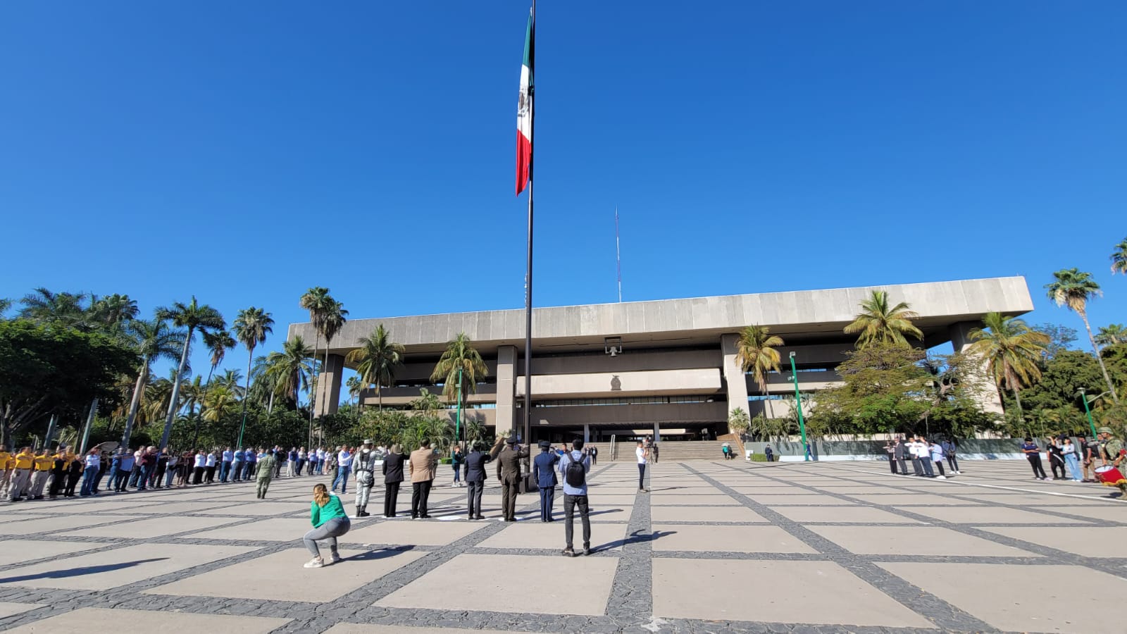 Rinden homenaje a Mariano Escobedo por su 121 aniversario luctuoso